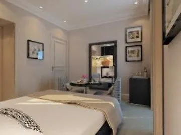 Al Colosseo 8 Bed & Breakfast Rome