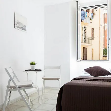 Nocleg ze śniadaniem Al Colosseo 8 3*