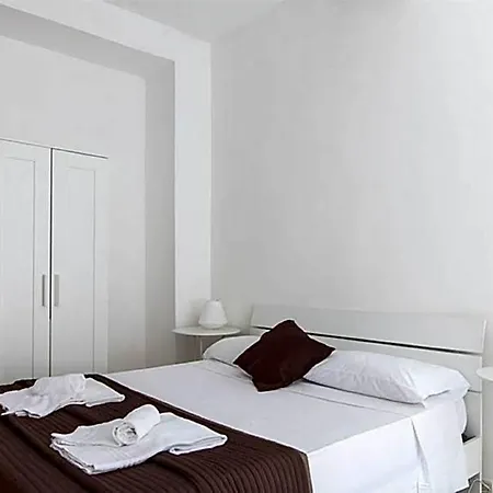 Apartament Al Colosseo 8