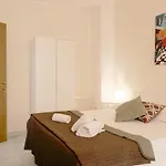 Al Colosseo 8 Apartmán Řím